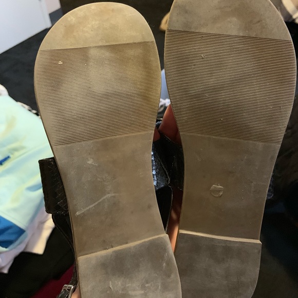 Sandals - Picture 2 of 2